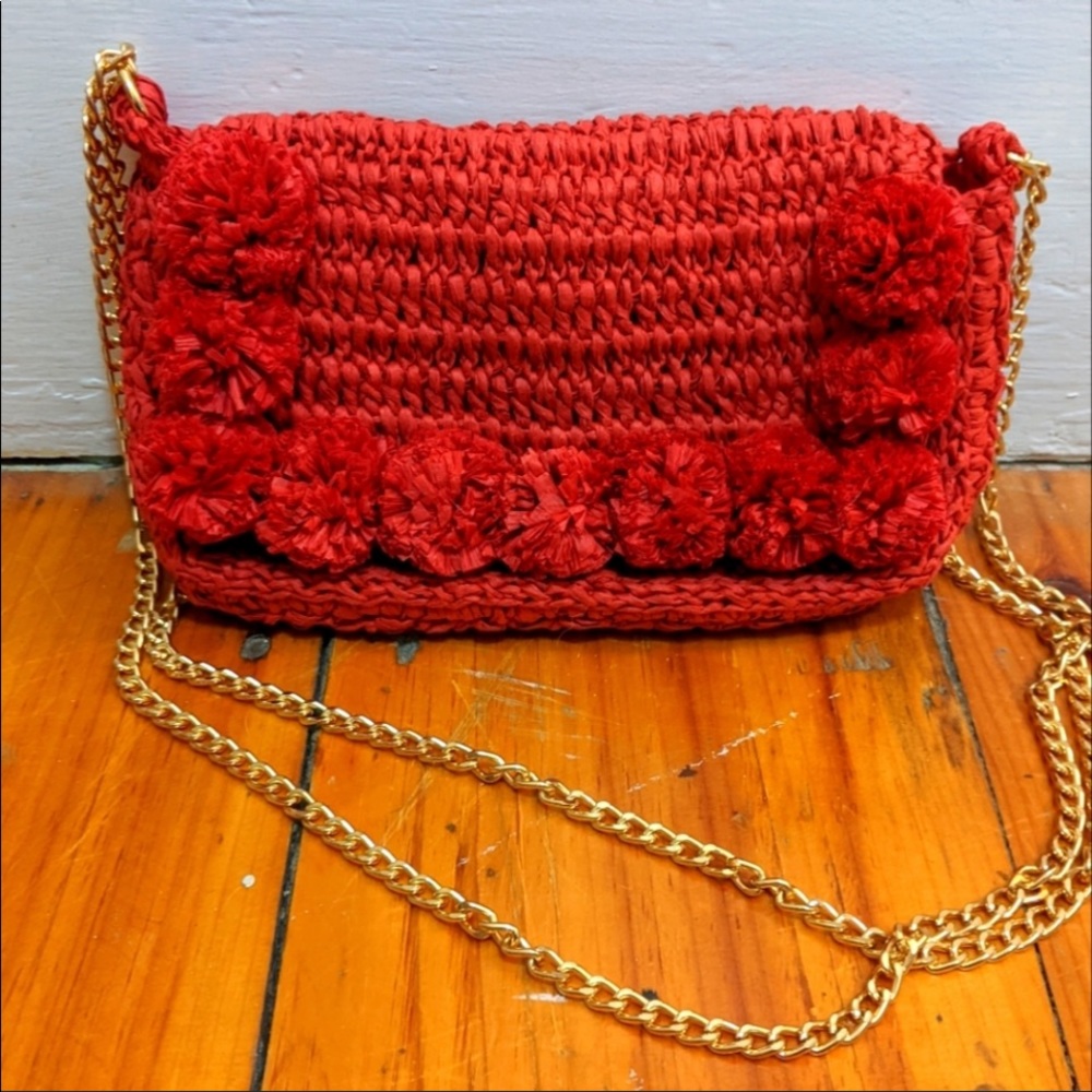 Pom Pom purse!